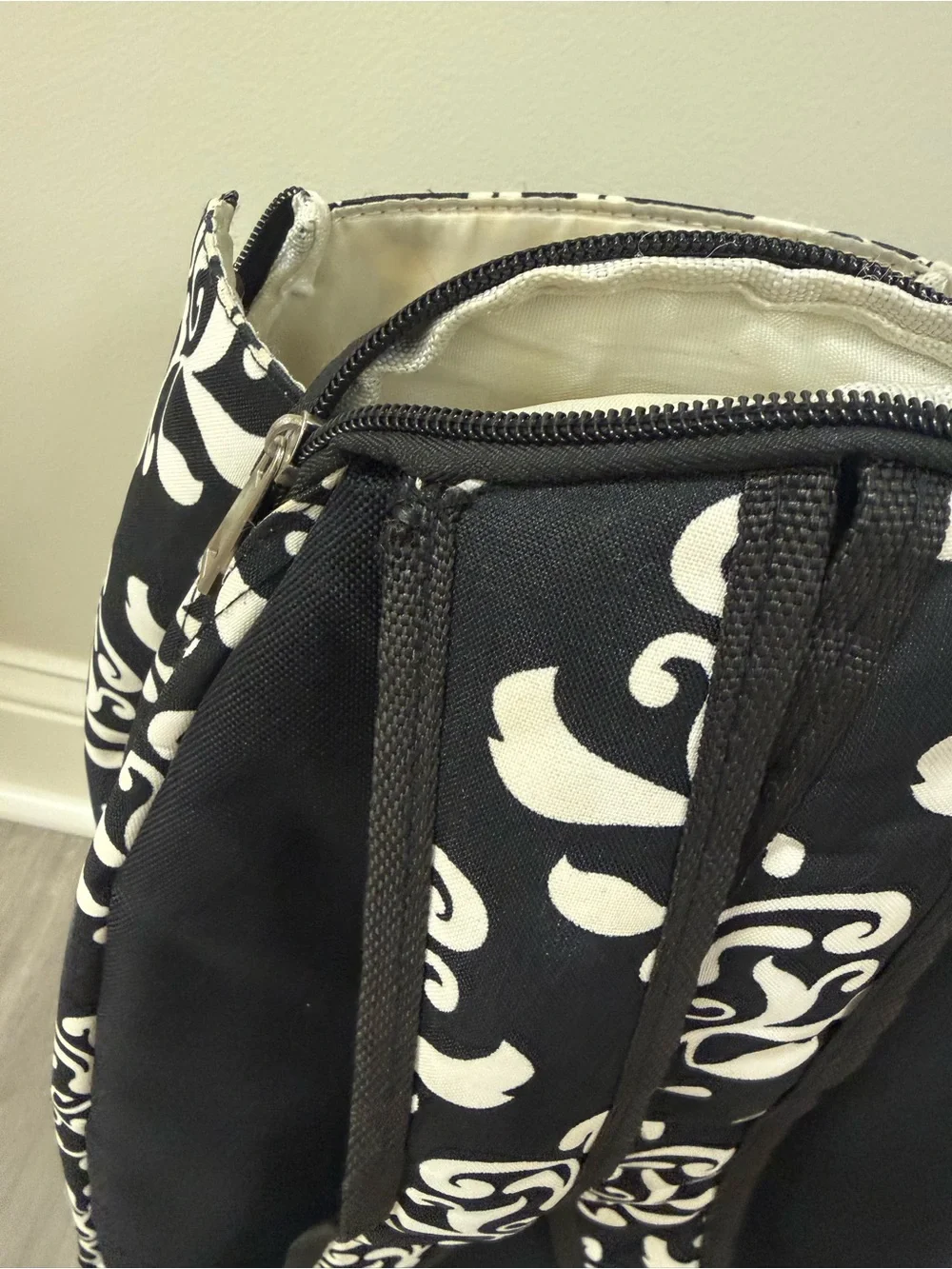 NGIL Black & White Damask Tennis Racquet Backpack Bag